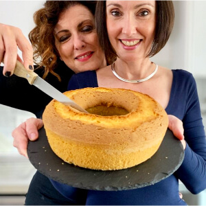 Classic Homemade Italian Ciambellone Cake Recipe